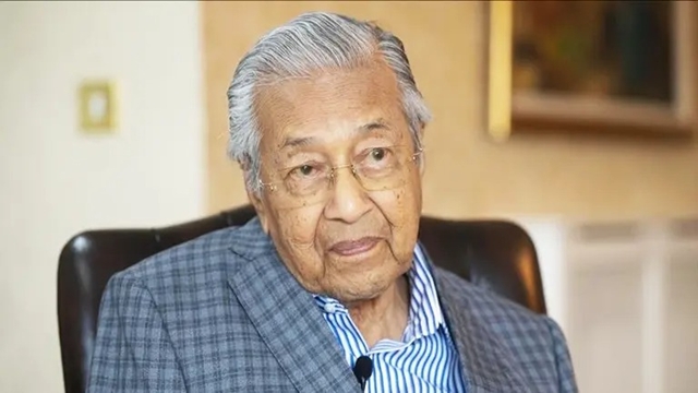 স্ত্রীর মৃত্যুর পর অসুস্থ হয়ে হাসপাতালে মাহাথির মোহাম্মদ, অবস্থা স্থিতিশীল