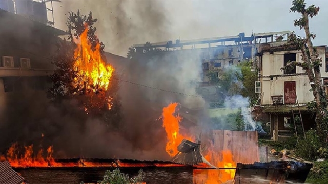 সিরিয়া-লেবাননের মতো উত্তাল মণিপুর