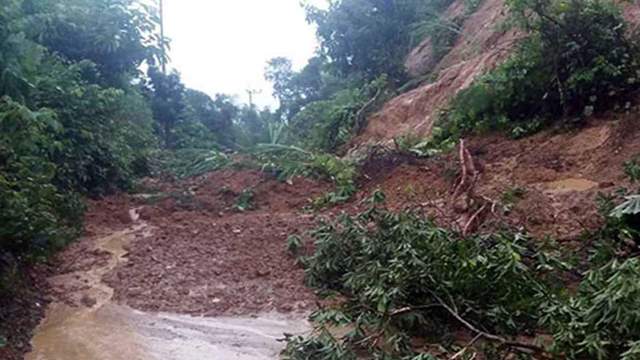 বাংলাদেশে তিন দিন ভারী বর্ষণের সতর্কতা, চট্টগ্রাম-সিলেটে ভূমিধসের শঙ্কা