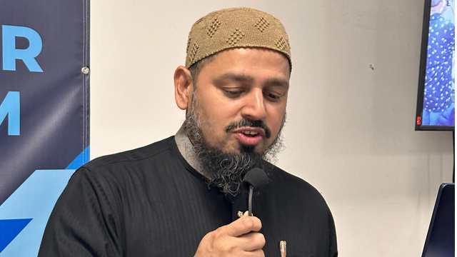 ছবি : মুনা ন্যাশনাল অ্যাসিস্ট্যান্ট এক্সিকিউটিভ ডিরেক্টর আহমেদ আবু উবাইদা