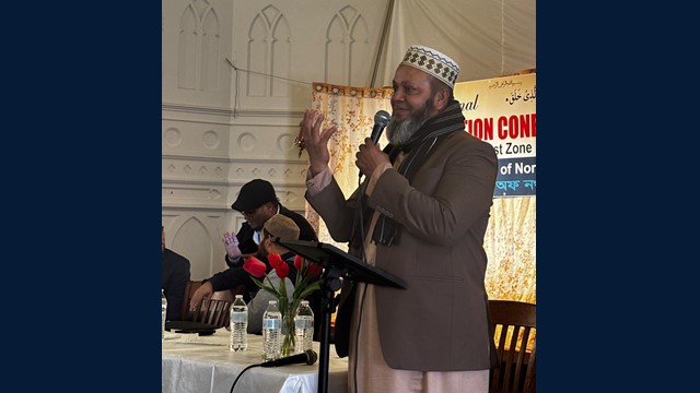 ছবি : মুনা সোশ্যাল সার্ভিস ন্যাশনাল ডিরেক্টর, সাফায়াত হুসাইন সাফা