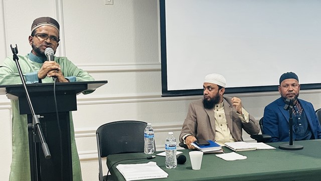 বক্তব্য দিচ্ছেন মুনা ন্যাশনাল অ্যাসিসট্যান্ট এক্সিকিউটিভ ডিরেক্টর আনিসুর রহমান গাজী