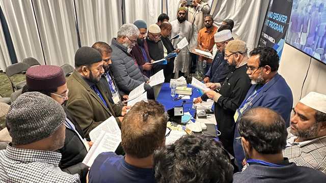 ছবি : বিভিন্ন চ্যাপ্টার থেকে প্রায় ১২ জনকে মুনার সদস্যপদ প্রদান ও শপথ পাঠ করানো হয়