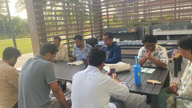 ছবি : ওয়েস্ট জোন ভাইস প্রেসিডেন্টের সাথে মুনা’র স্থানীয় দায়িত্বশীলগণ