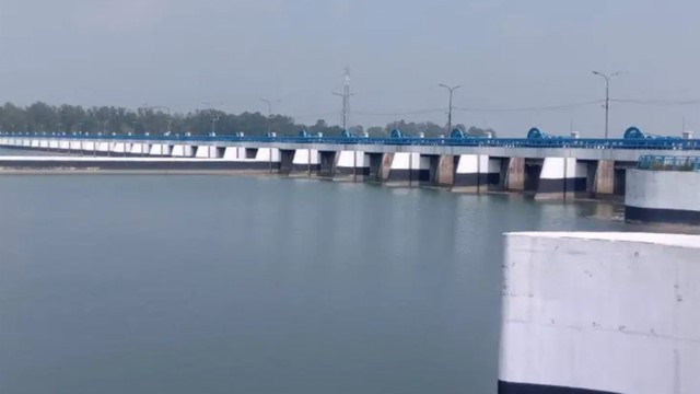 তিস্তা ব্যারেজের ৪৪টি গেট খুলে দেয়ায় তলিয়ে গেছে বাংলাদেশের ২৫ গ্রাম