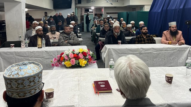 ছবি: আলোচনায় অংশগ্রহণকারী অভিভাবকগণ