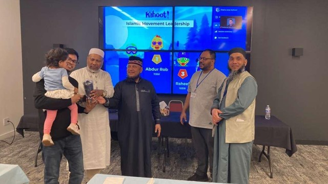 ছবি : ইস্ট জোন গ্রাজুয়েট স্টুডেন্টস এডুকেশন ক্যাম্পের বক্তাগণ