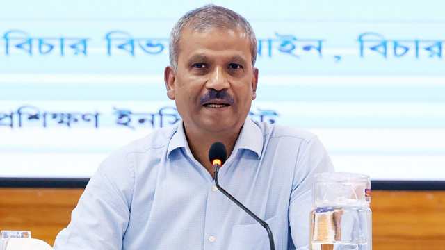 বৈশ্বিক দৃষ্টিকোণ থেকে নবীজি (সা.)-এর জীবনী লিখতে চান ড. আসিফ নজরুল  