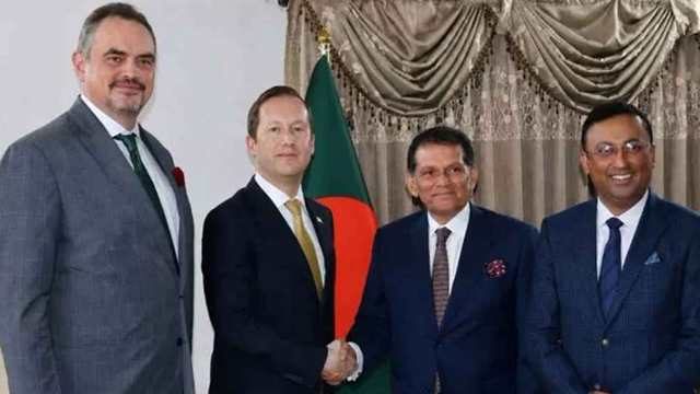 বাংলাদেশের জন্য ভ্রমণ সতর্কতা শিথিল করলো যুক্তরাষ্ট্র 