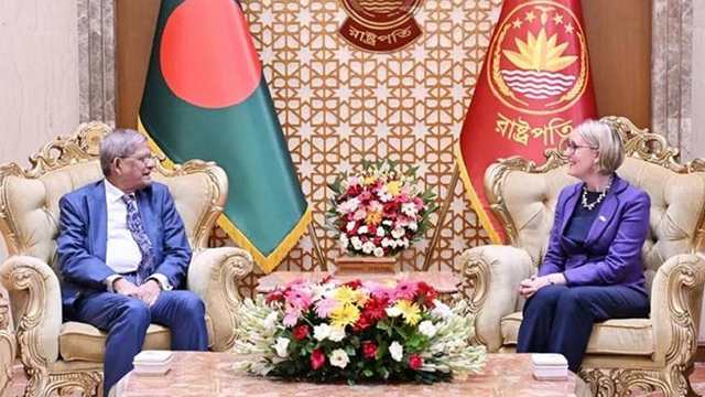 শিক্ষা, প্রযুক্তি ও বিনিয়োগের ক্ষেত্রে যুক্তরাজ্যের আরও সহযোগিতা চায় বাংলাদেশ