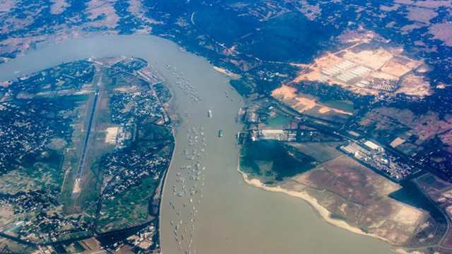 কড়া নজরদারি সত্ত্বেও কর্ণফুলীতে জ্বালানি ফুলে ফেঁপে উঠছে চোরাচালান চক্র 