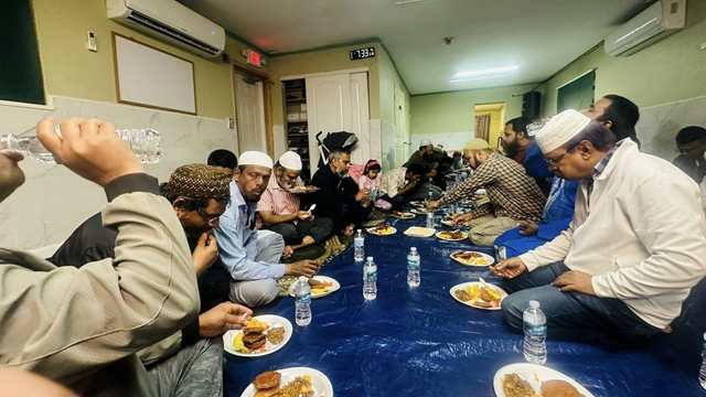 ছবি: উপস্থিতবৃন্দের একাংশ