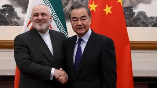 যুক্তরাষ্ট্রের চাপের মুখে ইরানকে ছাড়তে নারাজ চীন