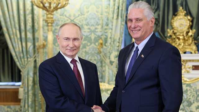 কিউবায় তেল সরবরাহ অব্যাহত রাখার প্রতিশ্রুতি রাশিয়ার