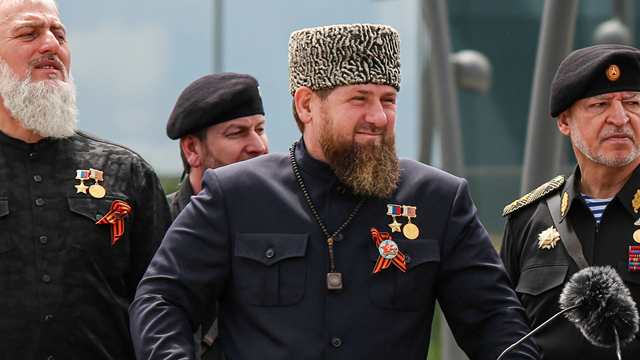 এনার্জি ড্রিংক চালু করে চেচনিয়ায় নতুন বিতর্কের জন্ম দিলেন অ্যাডাম কাদিরভ 