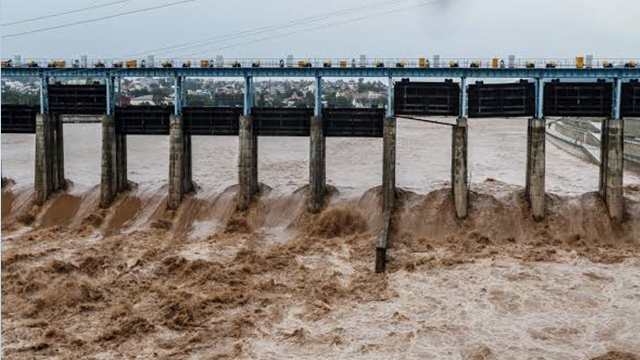 জম্মু ও কাশ্মীরে আকস্মিক বন্যায় ১১ জনের মৃত্যু
