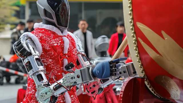 এআই ড্রোনের প্রতিযোগিতায় চীন ও রাশিয়ার চেয়ে পিছিয়ে পড়ল যুক্তরাষ্ট্র: নিউইয়র্ক টাইমসের প্রতিবেদন