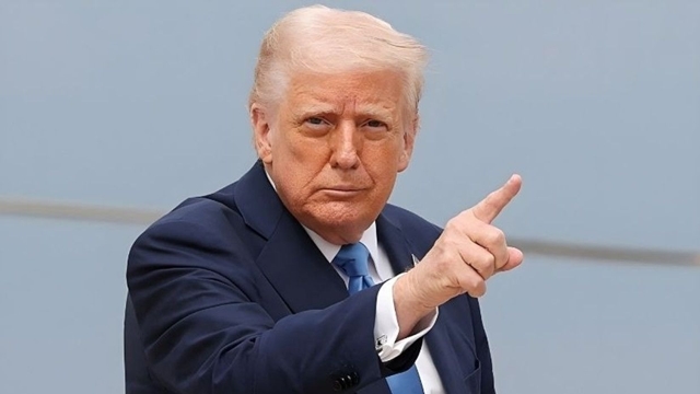 ইরানকে নিঃশর্ত আত্মসমর্পণ করতে হবে: হুঁশিয়ারি ট্রাম্পের